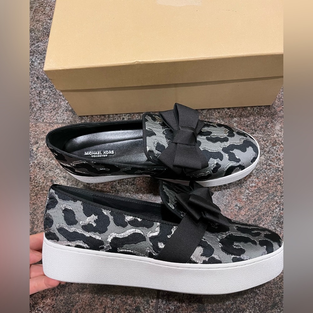 Brand New with Box Michael Kors Lux Collection platform slip on size 8 / 38.5 - Picture 3 of 4
